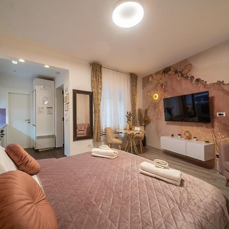 Appartement Cosy&Private,30Sec Walk To Mainsquare, Heart Of Zagreb Extérieur photo