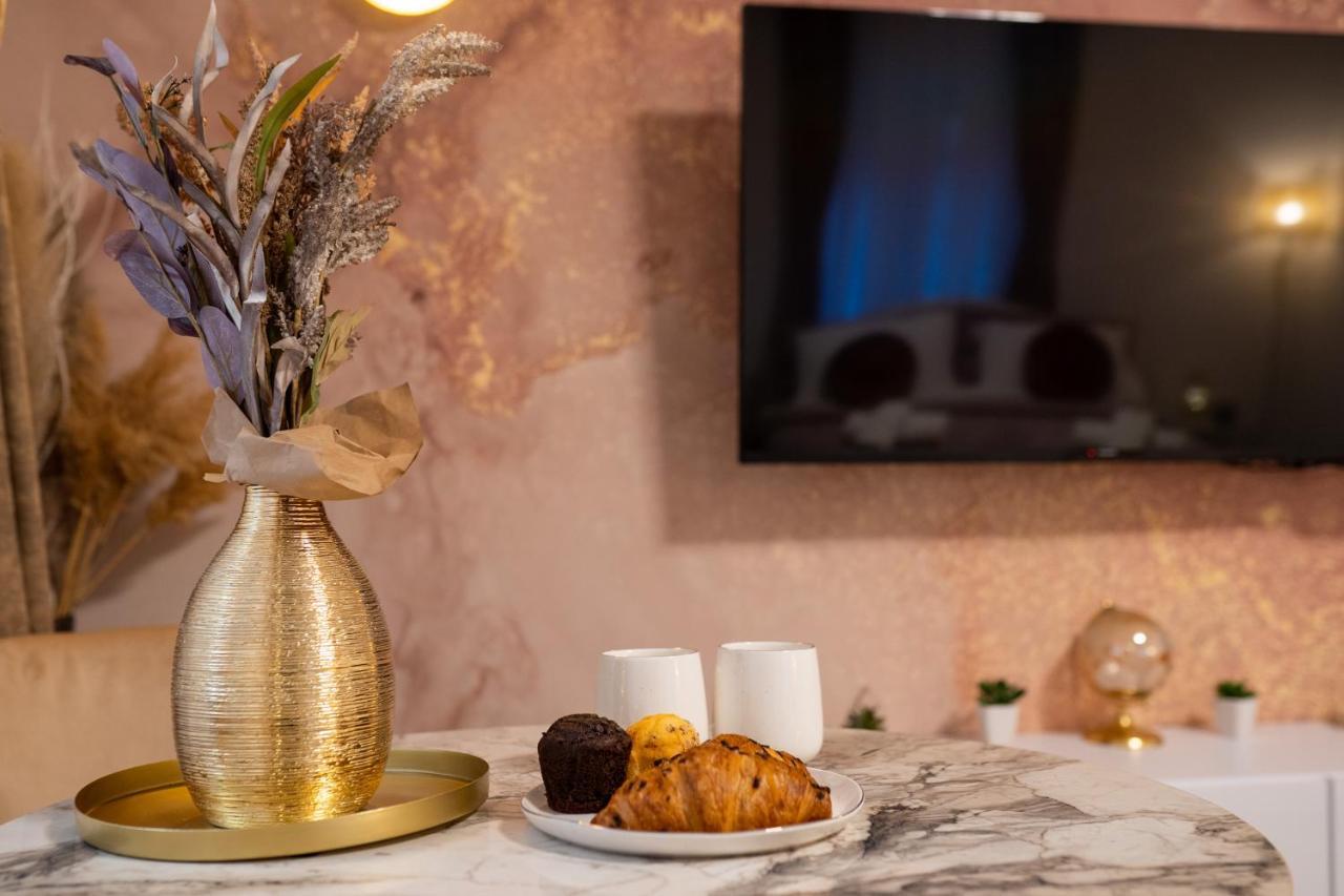 Appartement Cosy&Private,30Sec Walk To Mainsquare, Heart Of Zagreb Extérieur photo